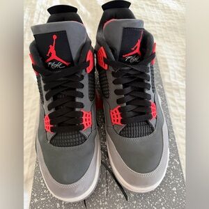 Jordan Retro 4 Infrared
